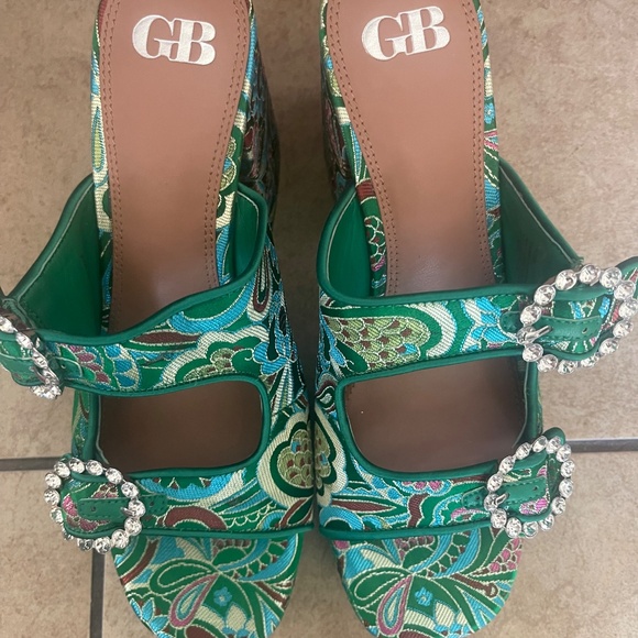 GB Green Embroidered Paisley Rhinestone Buckle Platform Sandals 10. - Picture 5 of 11